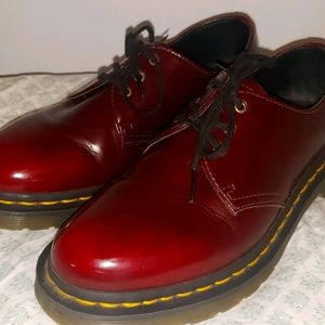 Doc Martens Vegan 1461 Oxford shoes. (Cherry).
Bra